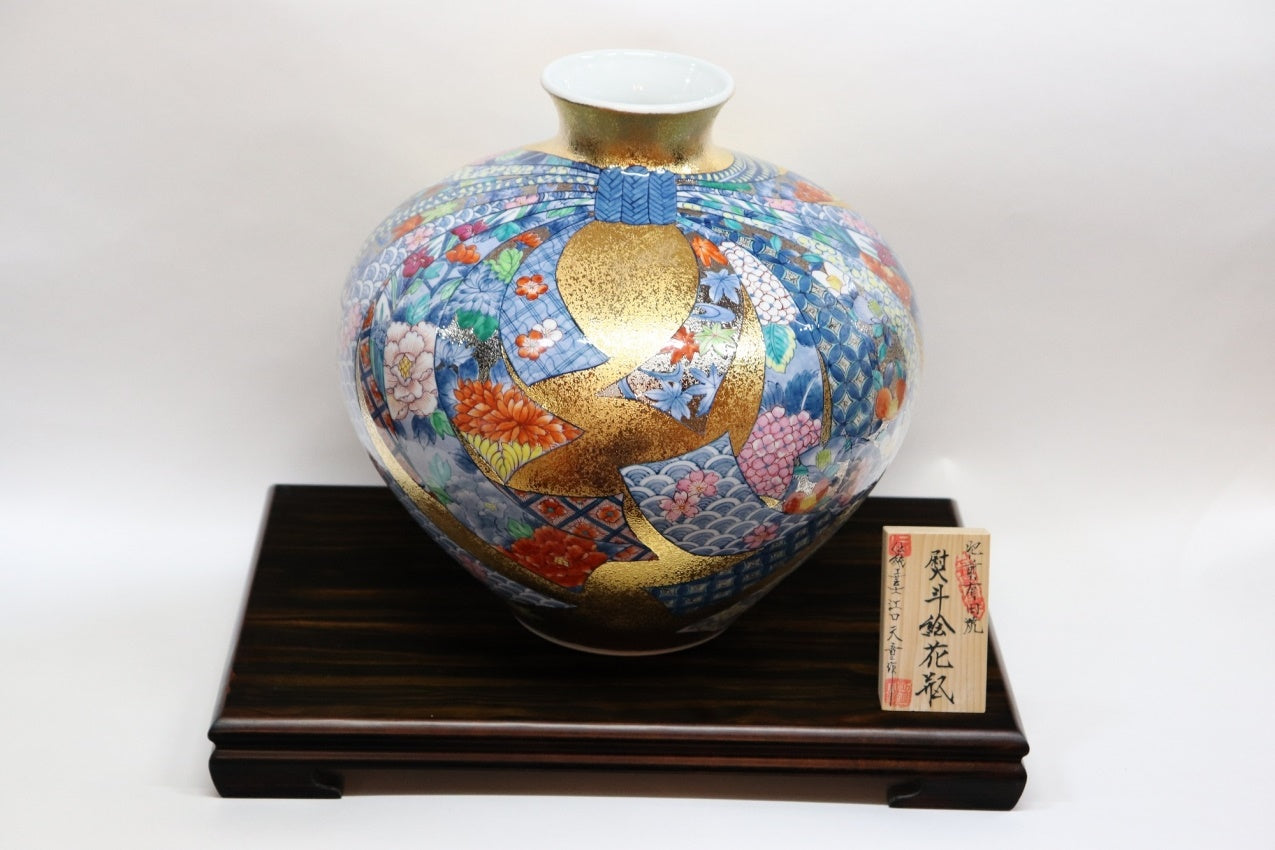 花器 「花瓶 熨斗絵」 金龍窯 江口天童 有田焼 陶磁器 – Takumi Japan