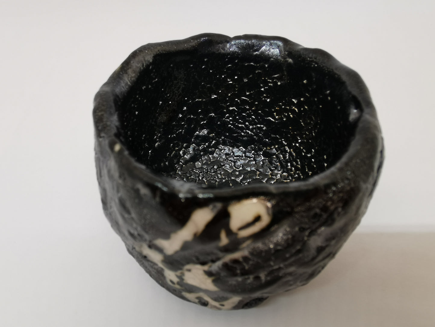 Drinkware, Large sake cup, Black Oribe B, with wooden box  - Makoto Yamaguchi, Seto ware, Ceramics