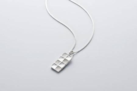 Jewelry, Checkered four-tiered pendant - Kenichiro Izumi, Tokyo silverware, Metalwork