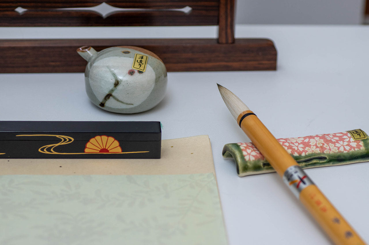 Calligraphy tools, Fuji, White hair, Daruma type, No.5 - Kumano brush, Writing tools