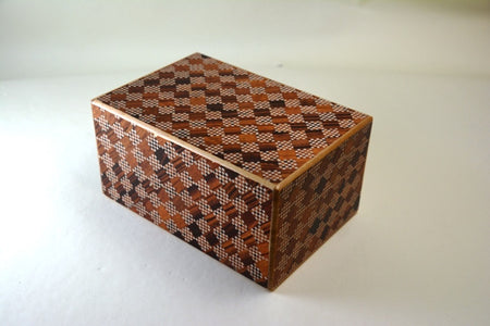 收納用品 秘密箱 10步打開 抽屜 赤市松 6寸 箱根寄木細工 木工藝品