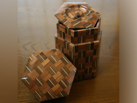 Tea supplies, Pure wood Hexagonal tea caddy, Ajiro-ｍesh pattern A - Hakone wood mosaic, Wood crafts