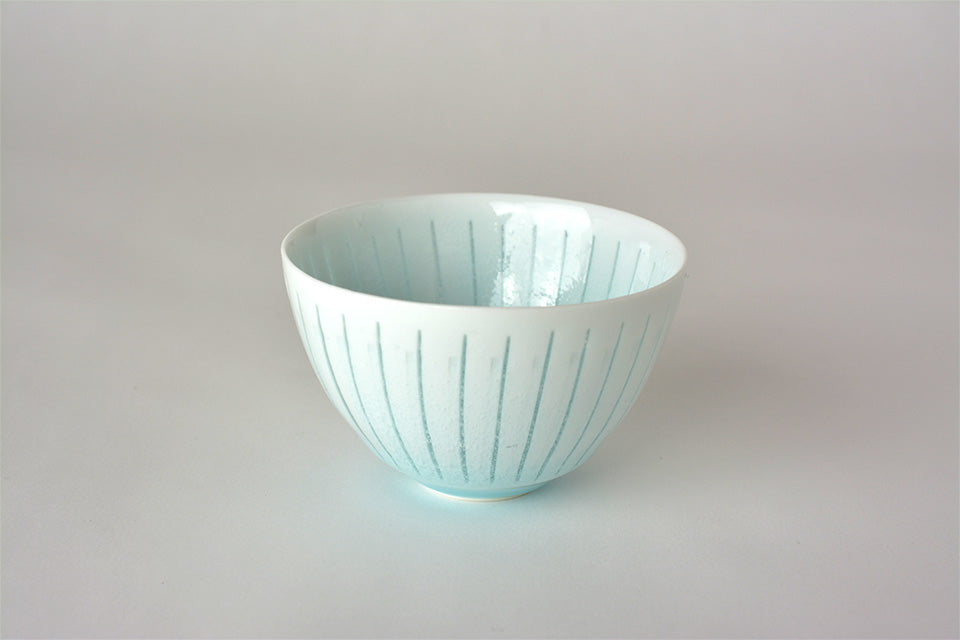 Drinkware, Sake cup, Bluish-white porcelain, Blooming flowers on water B - Kotaro Ikura, Ceramics