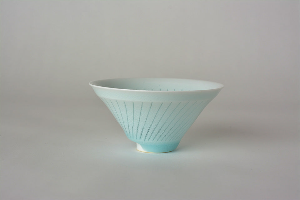 Drinkware, Sake cup, Bluish-white porcelain, Blooming flowers on water C - Kotaro Ikura, Ceramics