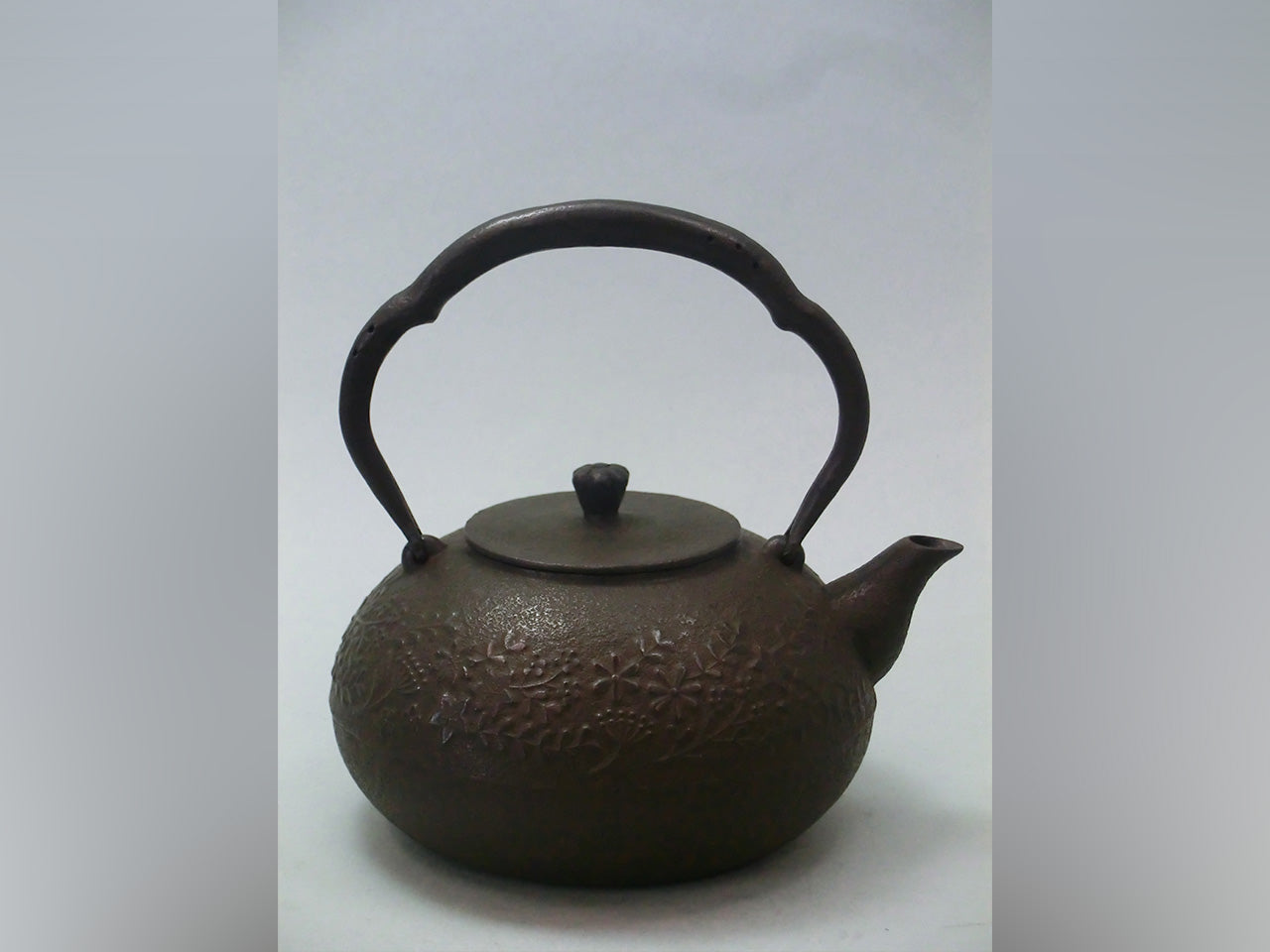 茶具 铁壶 花环 0.6L 佐佐木奈美 南部铁器 金属工艺品