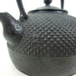 茶具 铁壶 平丸霰纹 中 1.4L金野和司 南部铁器 金属工艺品