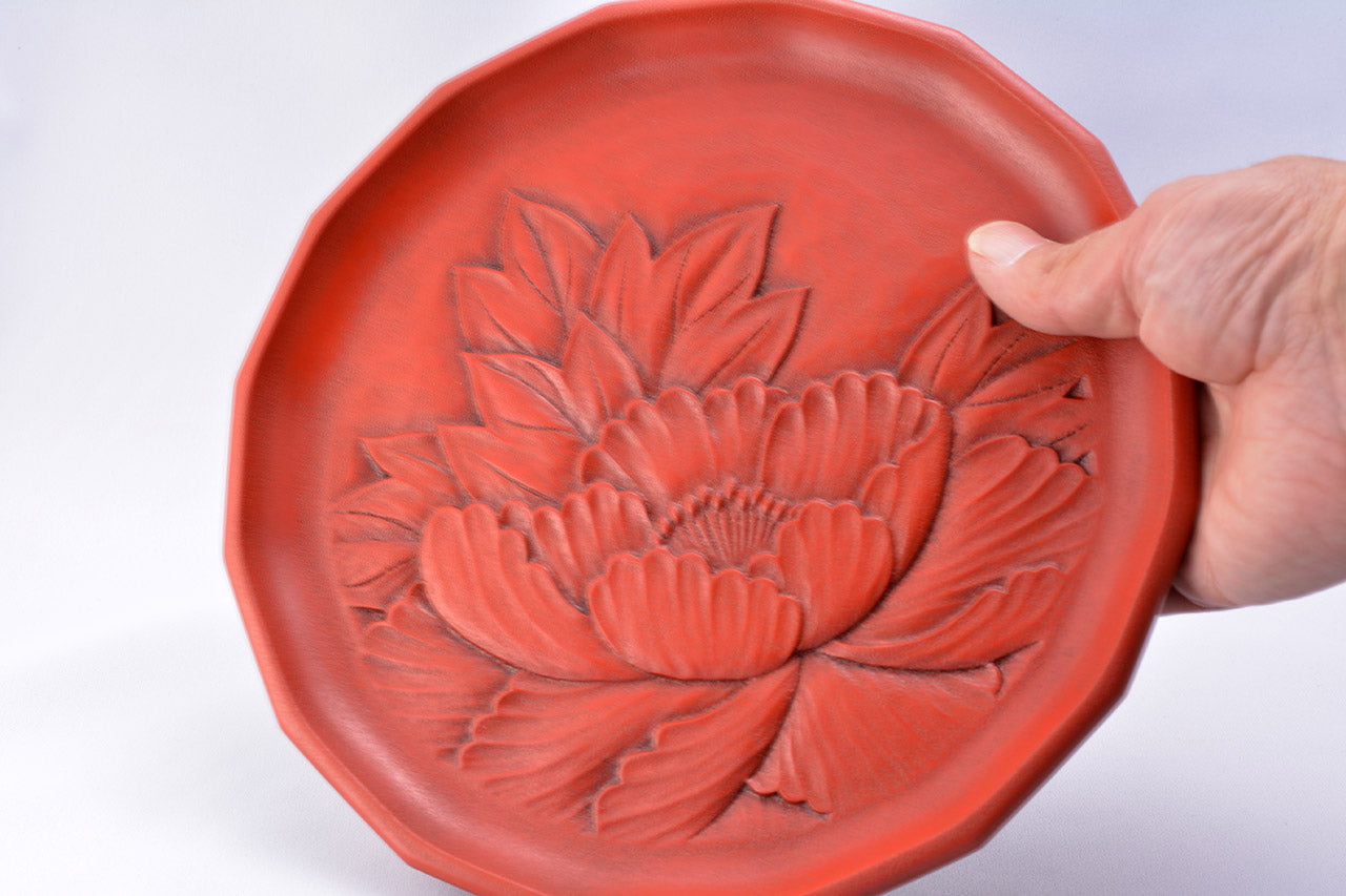 Table accesaries, Flower shape tray, Peony carving, 7-sun size - Toshiki Ozono, Kamakura carved lacquerware