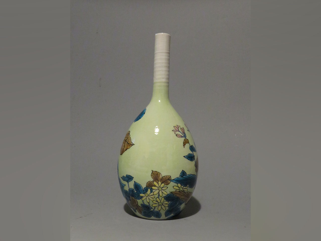 Flower vessel, Single flower vase, Colored glaze, Wild flower, Hand-drawn - Yoshihiro Yamaguchi, Kutani ware, Ceramics