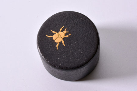 Stationery, Paper weight, Scarabaeid beetle - Yoku Aso, Higo inlays, Metalwork