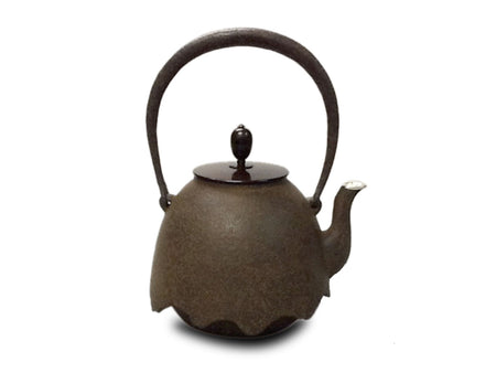 Tea supplies, Iron kettle, Natsume shape Eaves design 0.9L - Takumi Sato, Yamagata cast iron, Metalwork