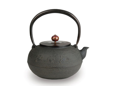 Tea supplies, Iron kettle, Flat round Crab pattern 1.2L, Seiko Sato, Yamagata cast iron, Metalwork