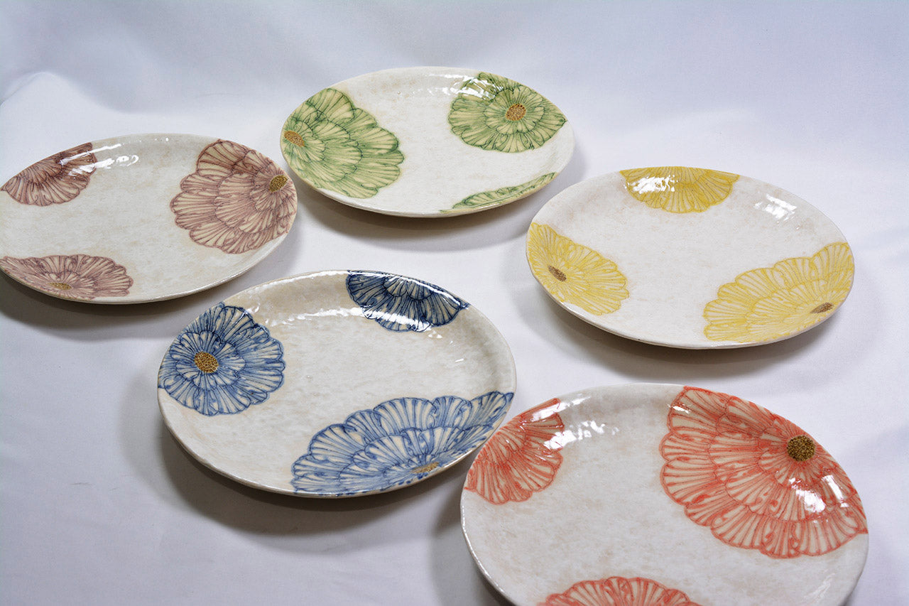 Table ware, Kohiki round plate, Peony, 7.5-sun size, Red - Shousen-kiln, Yoshihei Katou, Mino ware, Ceramics