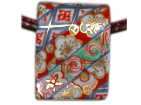 Jewelry, Rectangle pendant, Some-nishiki pattern, Hand-drawn print - Kutani Bitouen, Eisyou Teramae, Kutani ware, Ceramics,