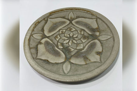 Tableware, Ash glazed plate 02, Scrape off, 5-sun size - Mayuko Itabashi, Mashiko ware, Ceramics